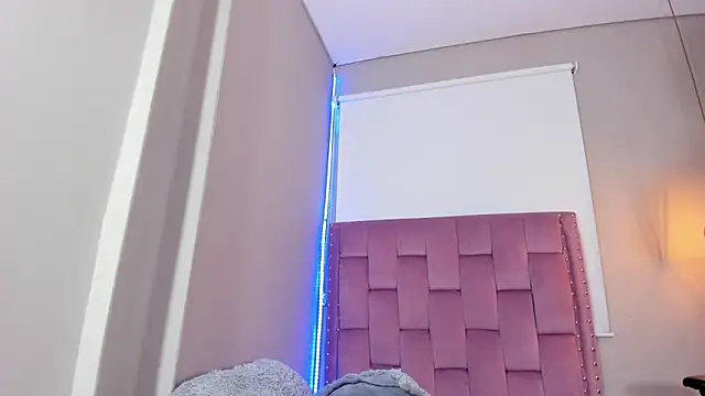 Roxy_Stonee's Live XXX Chat