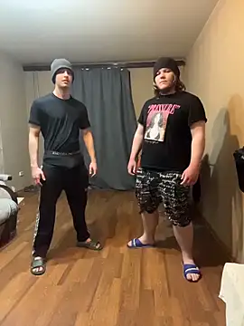 desiredude9 在線直播表演