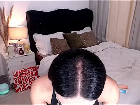 YzaHellsex 在線直播表演