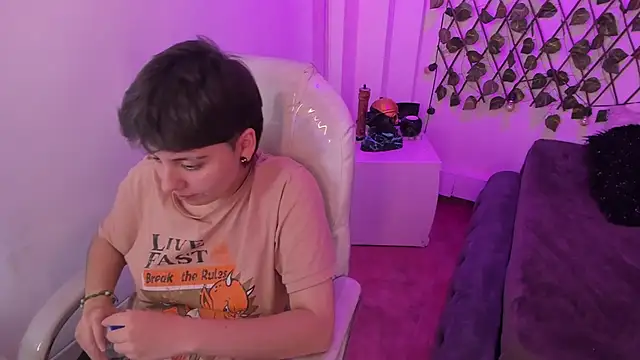 Nathaly_ds: онлайн-секс-чат