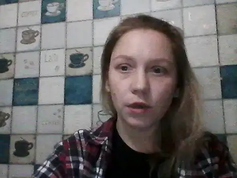 Anna_wey Adlı Modelin Canlı XXX Sohbeti