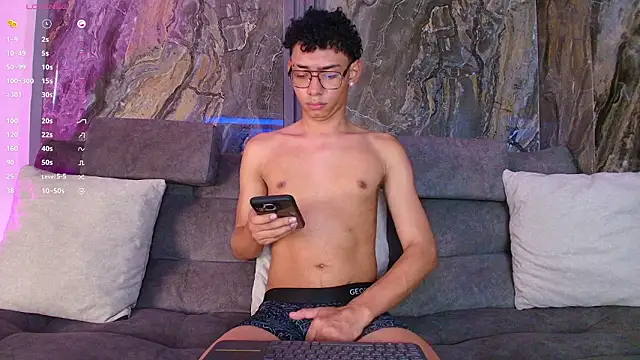 Daviid_laidd: онлайн-секс-чат