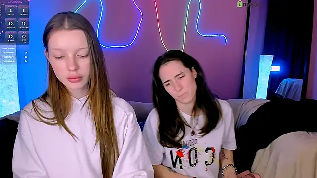 XXX chat uživo modela khloebeauty