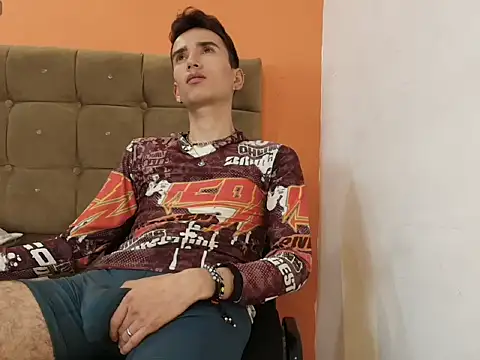 Chatroom XXX en direct de Iam_Smith_