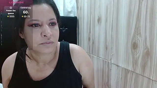 Camil4_milf_1 – Live XXX-chat