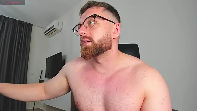 Findom_guyのウェブカメラショー