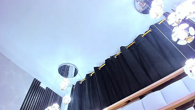 Chat +18 de SarayRoyse ao vivo