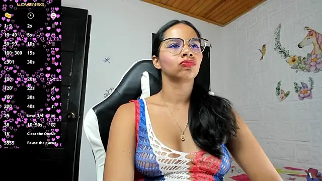 Chat +18 de alisson_hoffman05 ao vivo