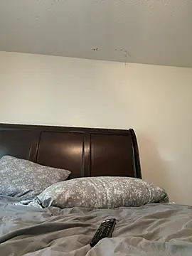 Pokazy przed kamerką – carlithefreak