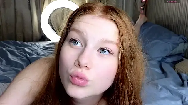 Juuulia_n Live XXX chat