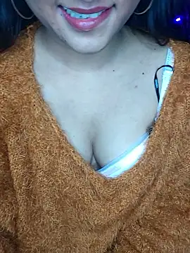 แชท XXX สดของ Saumyy