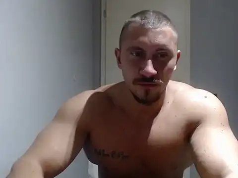 Angelofit1: απευθείας συνομιλία ΧΧΧ