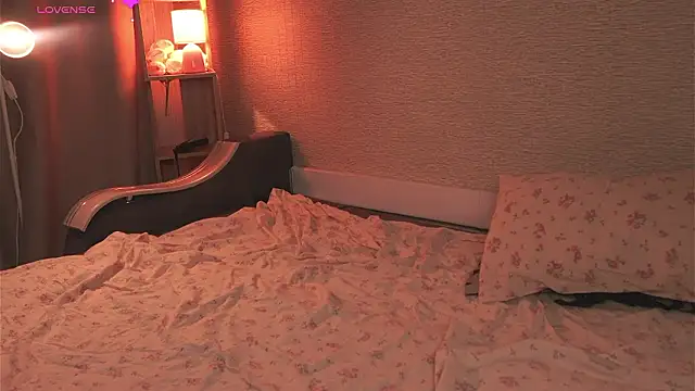 Chat +18 de jenniferonlyforu ao vivo