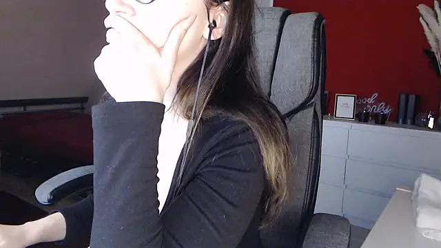 Alina_Lamour Live XXX-chat