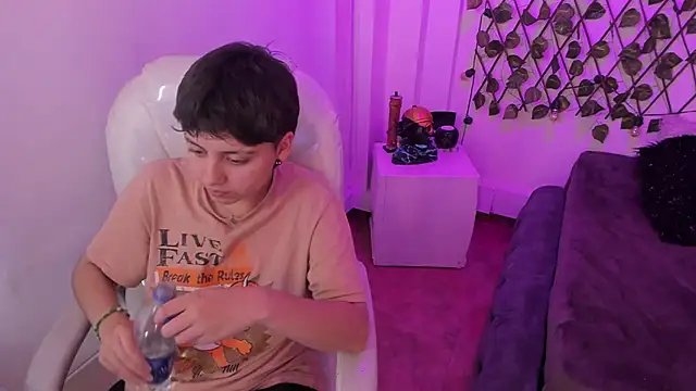 Nathaly_dsのライブXXXチャット