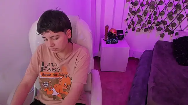 Nathaly_ds – Naživo XXX chat