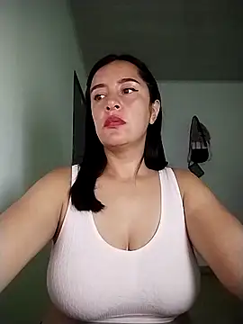 hailey85 live XXX chat