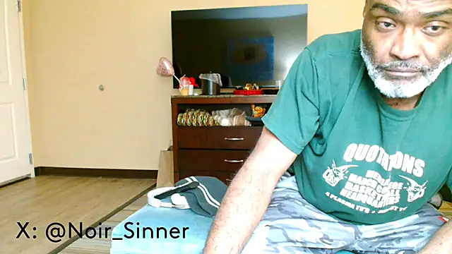 Chatroom XXX en direct de sinnernoir