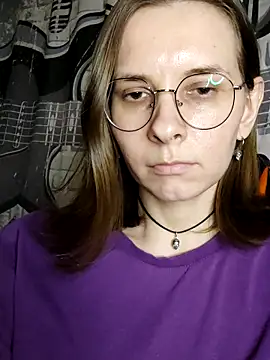 Aashikalaa Chat XXX in diretta