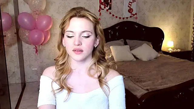 CarryParker লাইভ XXX চ্যাট