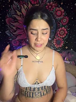 Show modela QueenNatt na web-kameri