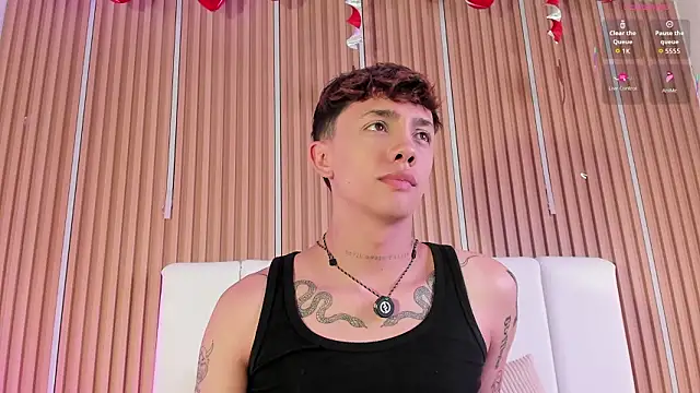 Chat XXX ao vivo de Tomy_Rox