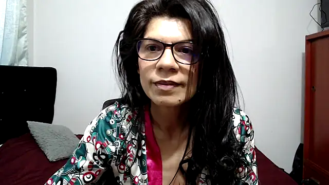 abrilsex23 Chat XXX in diretta