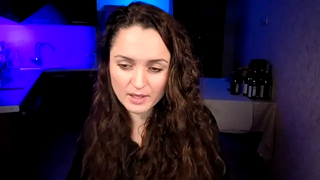 Chat +18 de Cerann1 ao vivo