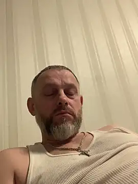 FroslのライブXXXチャット