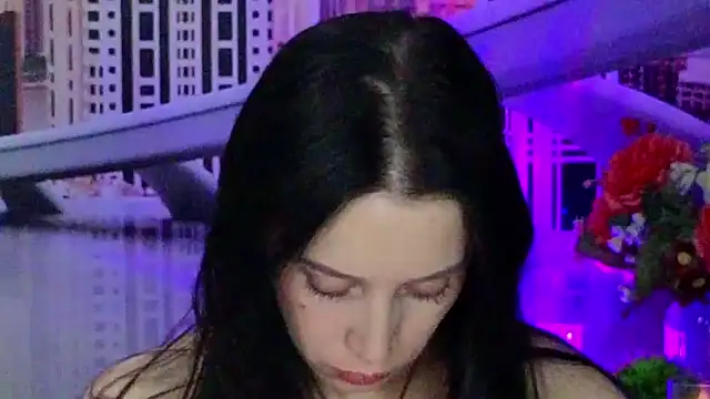 XXX chat uživo modela MonicaSweetx