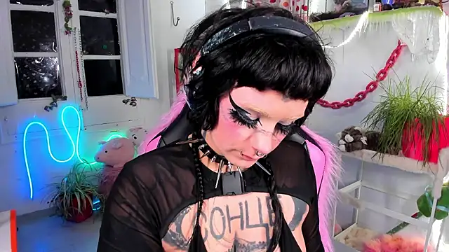 Sembang XXX Secara Langsung lady_sontse_