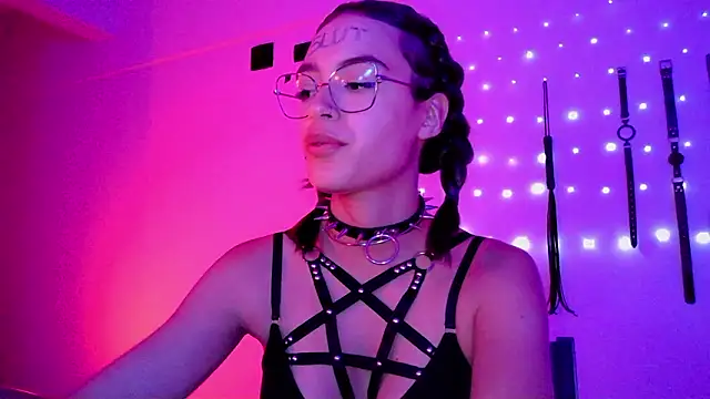 nina_kink: απευθείας συνομιλία ΧΧΧ