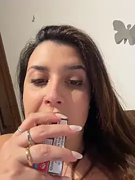 Chatroom XXX en direct de Novababy18