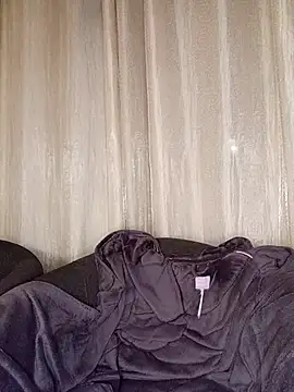 XXX chat uživo modela Alexdaniel89