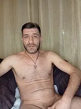 Alexdaniel89 Adlı Modelin Canlı XXX Sohbeti