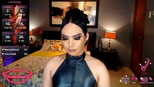 Онлайн чат XXX FridaHumphrey