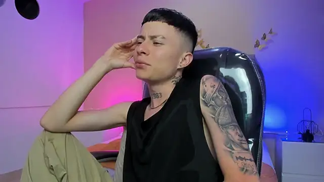 Nascary_Fox Live XXX-Chat