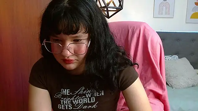 Luna__petit Chat XXX in diretta