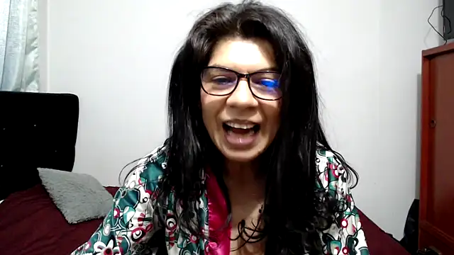 abrilsex23 即時 XXX 聊天