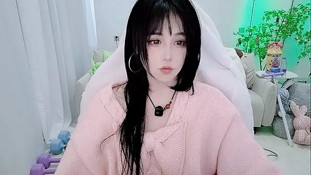 Pokazy przed kamerką – Evangelin-e