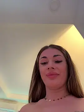 IsabellaEtthan: онлайн-секс-чат