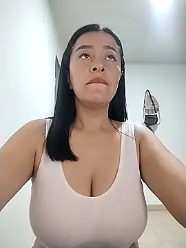 hailey85's Live XXX Chat