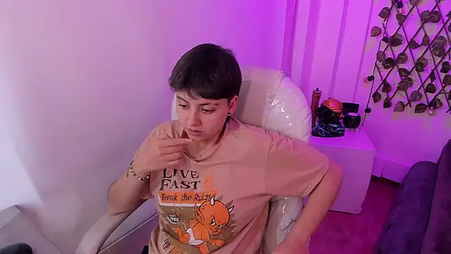 Nathaly_ds Obrolan Langsung XXX