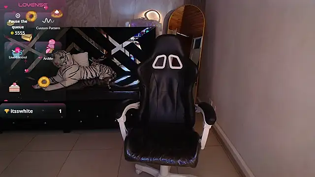 Živý XXX chat emily_cooper_t