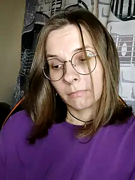 Chat +18 de Aashikalaa ao vivo