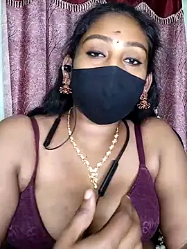 Chat +18 de Tamil_Crazy_Queen ao vivo