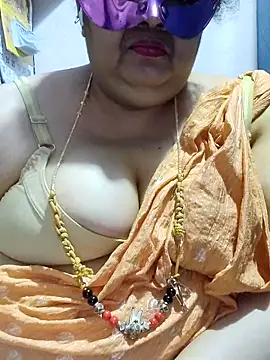 tamilthanushri – Live XXX-chat