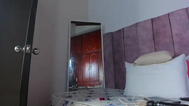 Annita001 Chat XXX in diretta