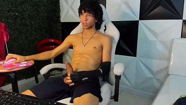 Chat XXX en directo de xion_ez