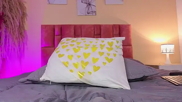 dahianae__'s Live XXX Chat